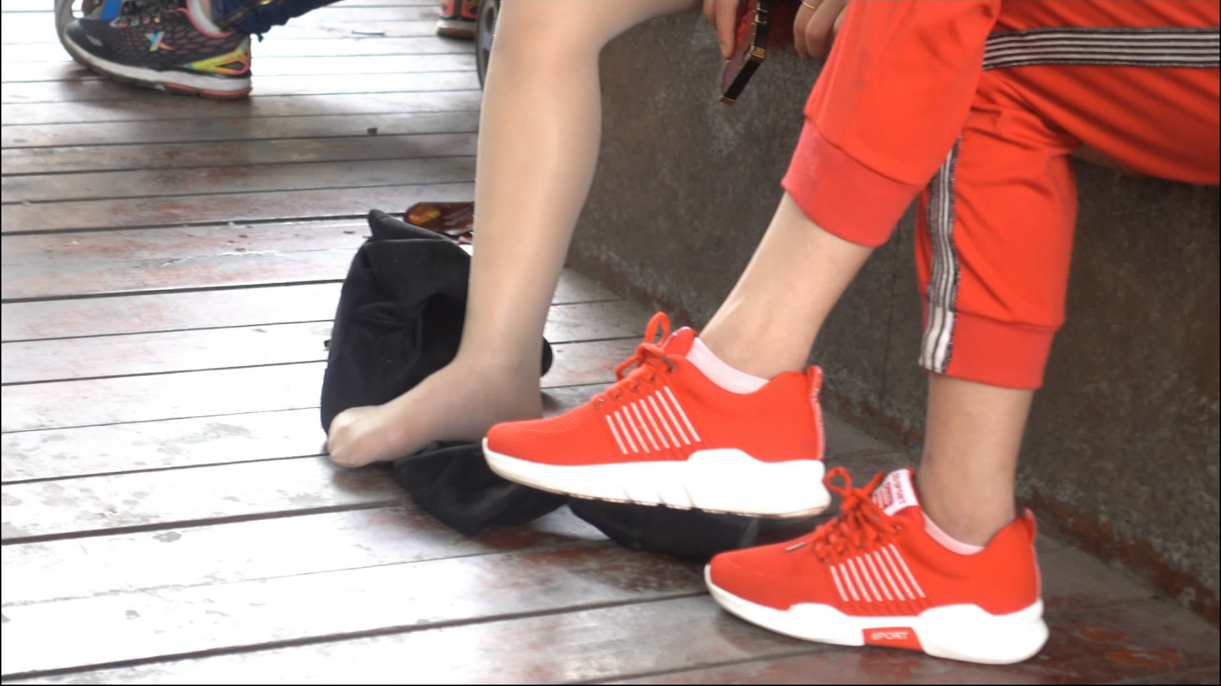 streetsnapnylon[00 01 43][20181208 223003 8]